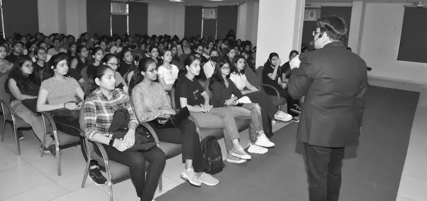 campus-6-min-min.webp